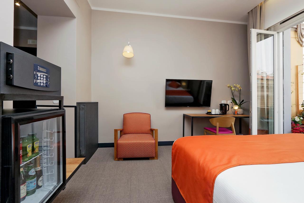 Colonna 32 Hotel Rome Bagian luar foto